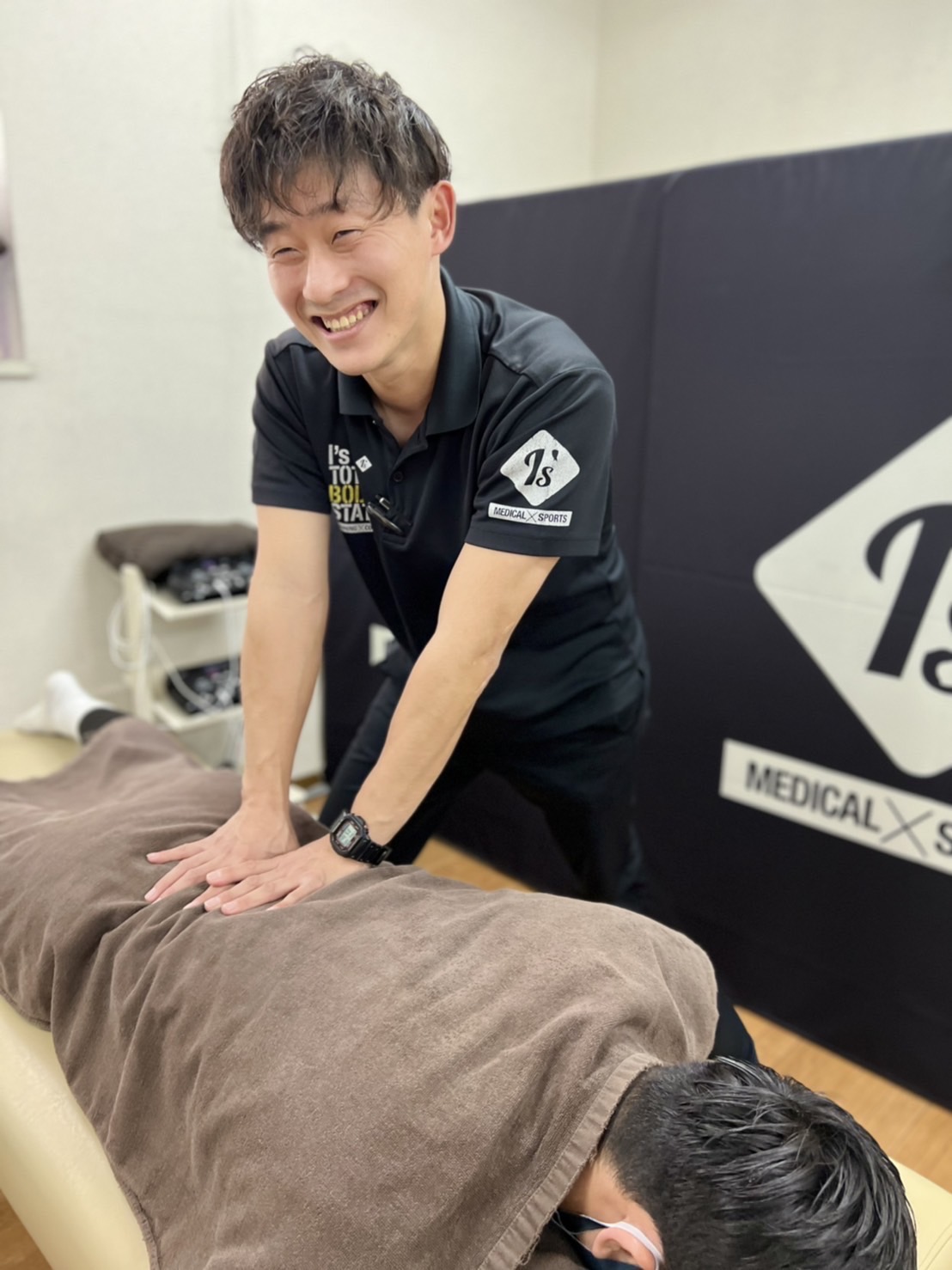 トレーナーによるボディケア・コンディショニングの様子